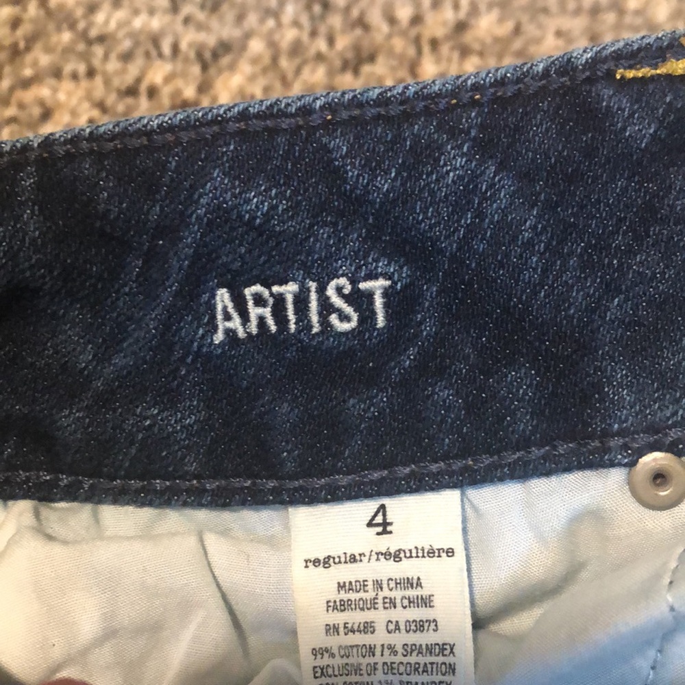 American Eagle Cropped Jeans - Picture 5 of 5
